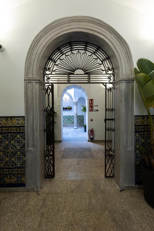 Apartamentos Turisticos De La Bernarda Caces Екстериор снимка