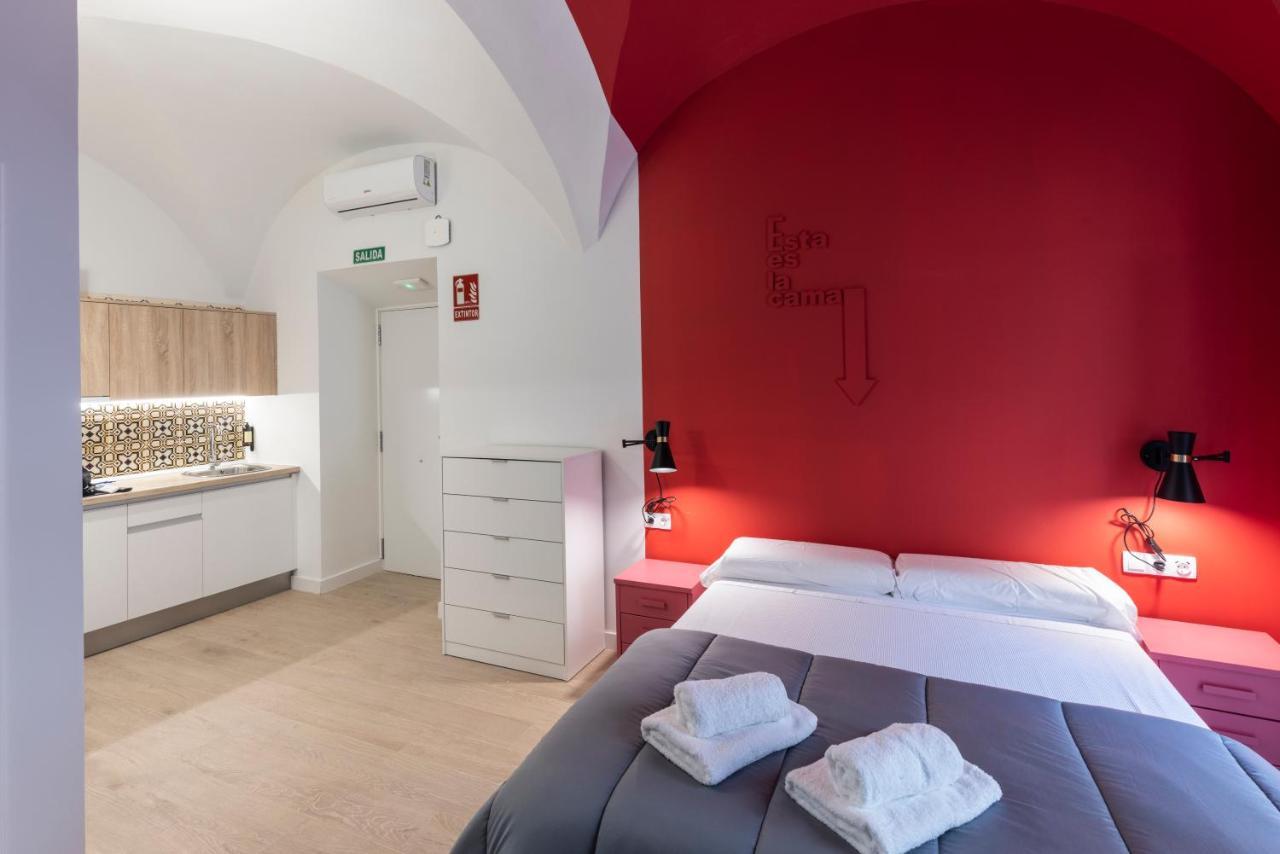 Apartamentos Turisticos De La Bernarda Caces Екстериор снимка
