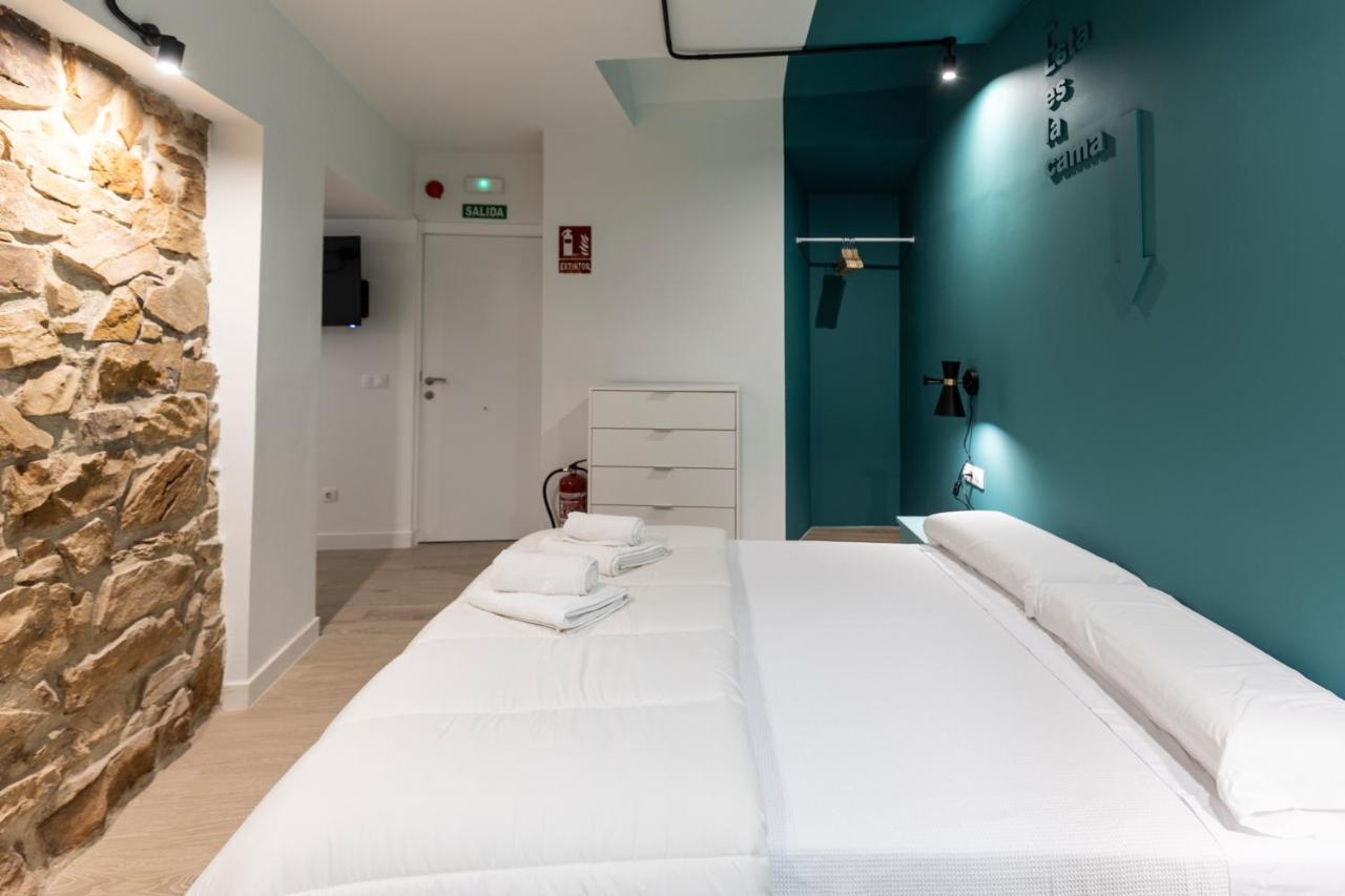 Apartamentos Turisticos De La Bernarda Caces Екстериор снимка