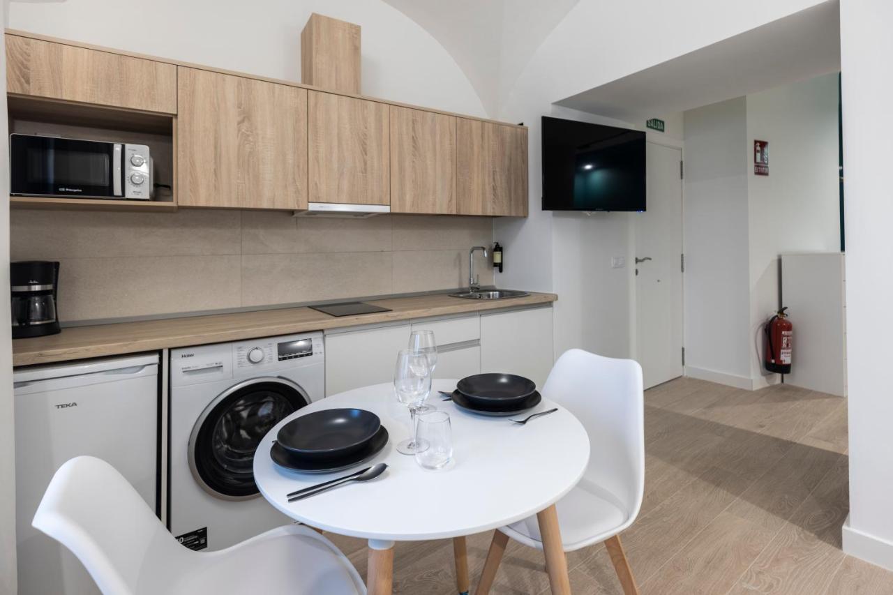 Apartamentos Turisticos De La Bernarda Caces Екстериор снимка