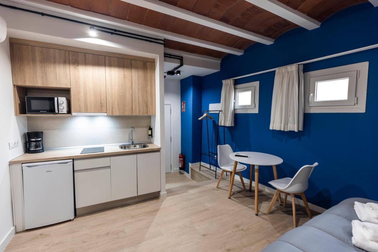 Apartamentos Turisticos De La Bernarda Caces Екстериор снимка