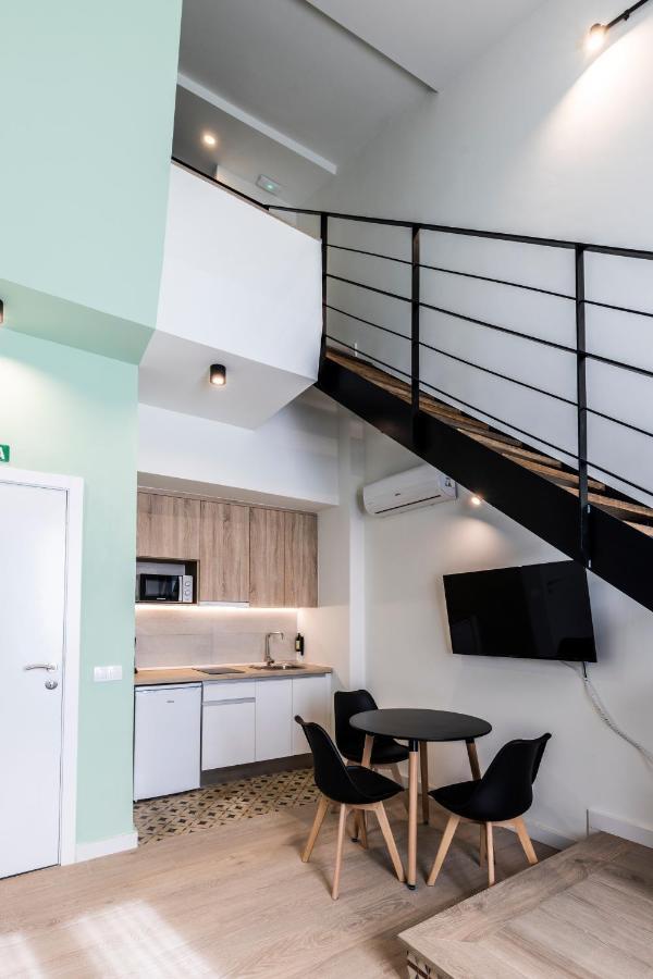 Apartamentos Turisticos De La Bernarda Caces Екстериор снимка