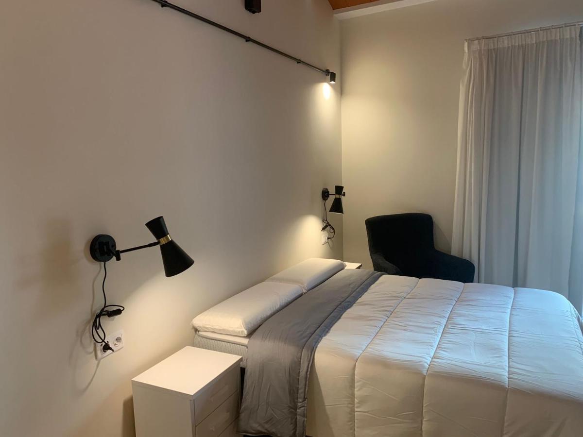 Apartamentos Turisticos De La Bernarda Caces Екстериор снимка